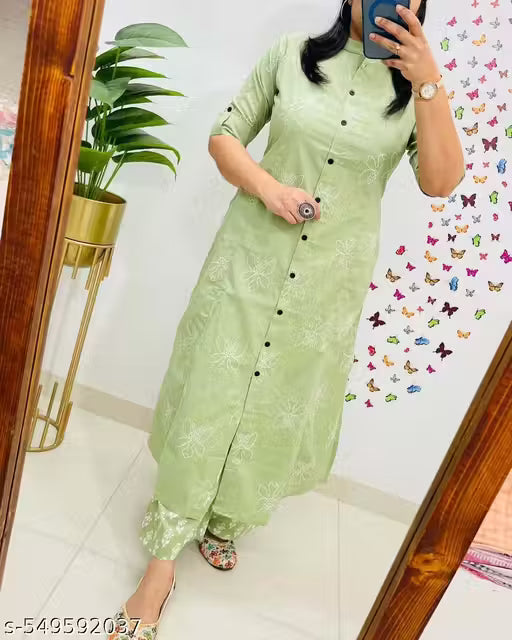 Newly designed kurta and pant set for women with one pocket in kurta