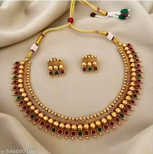 Woman jewellery set