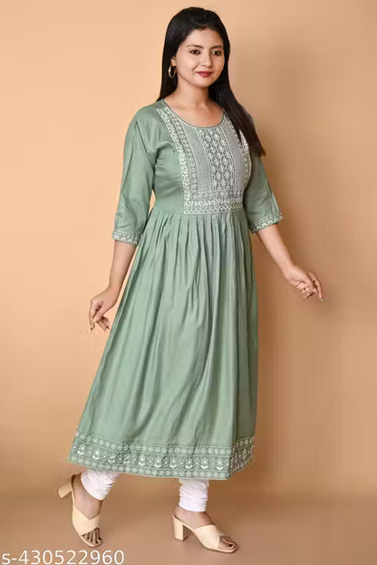 New Stylish and trendy kurti
