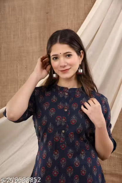 Aagam Drishya Kurtis