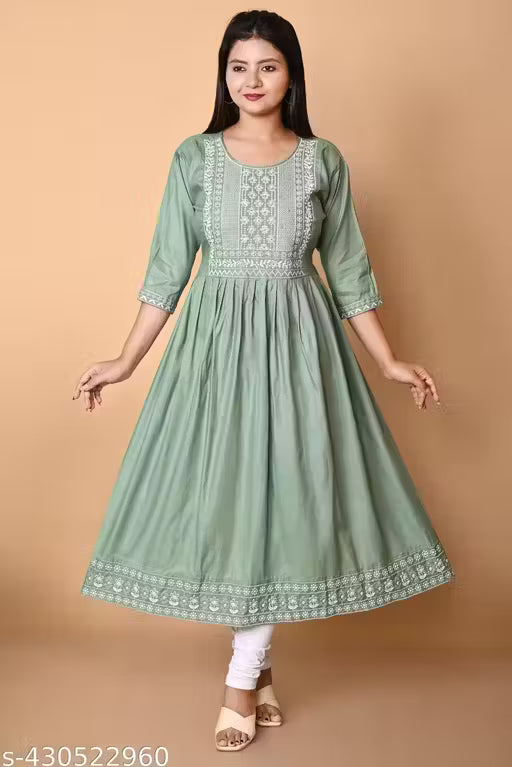 New Stylish and trendy kurti