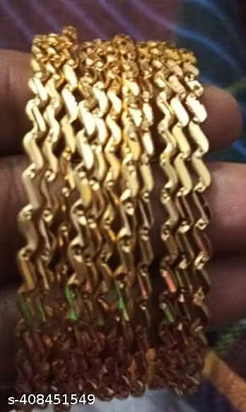 Jewwel Gold Bangle Set