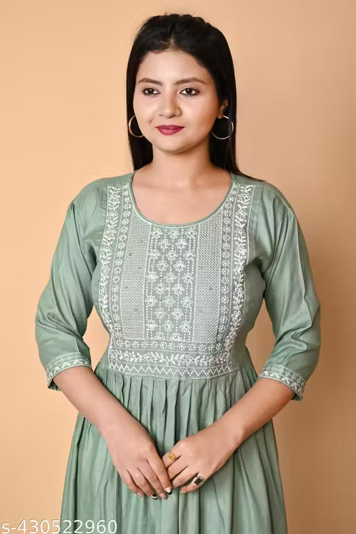 New Stylish and trendy kurti